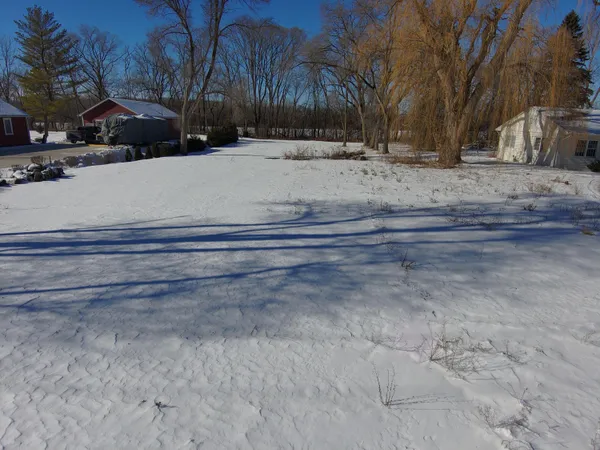 $120,000 | 10534 Sheridan Road, Pleasant Prairie, WI 53158