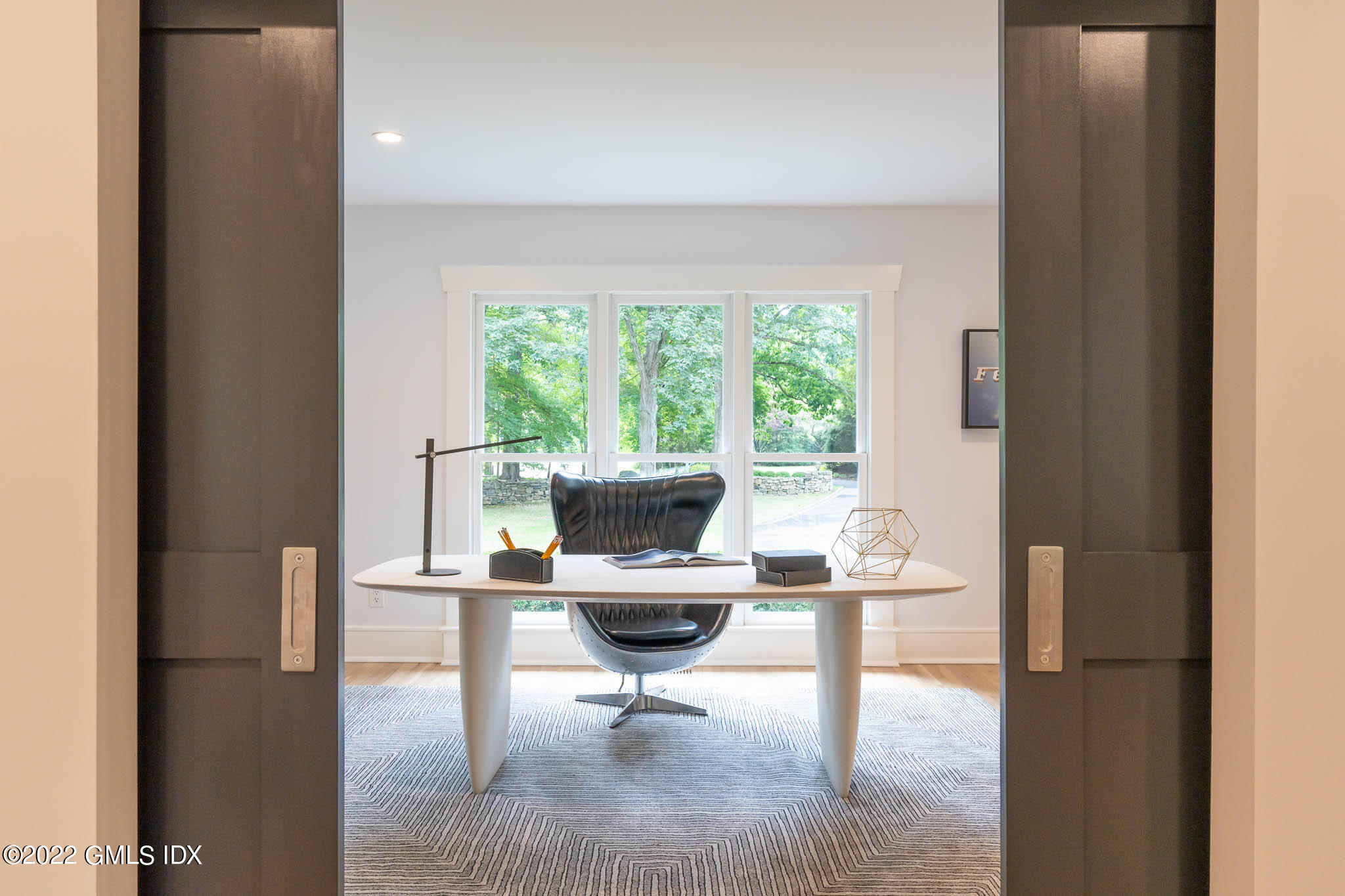 21 Hedgerow Lane Greenwich, CT 06831 - Photo 7 of 35 a workspace with a window