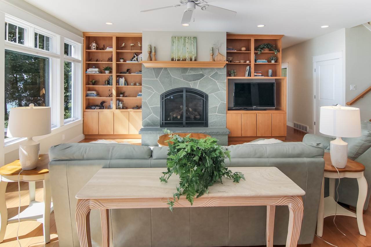8518 South Lakeview Road Traverse City, MI 49684 - Photo 10 of 37 1878522-9.JPG