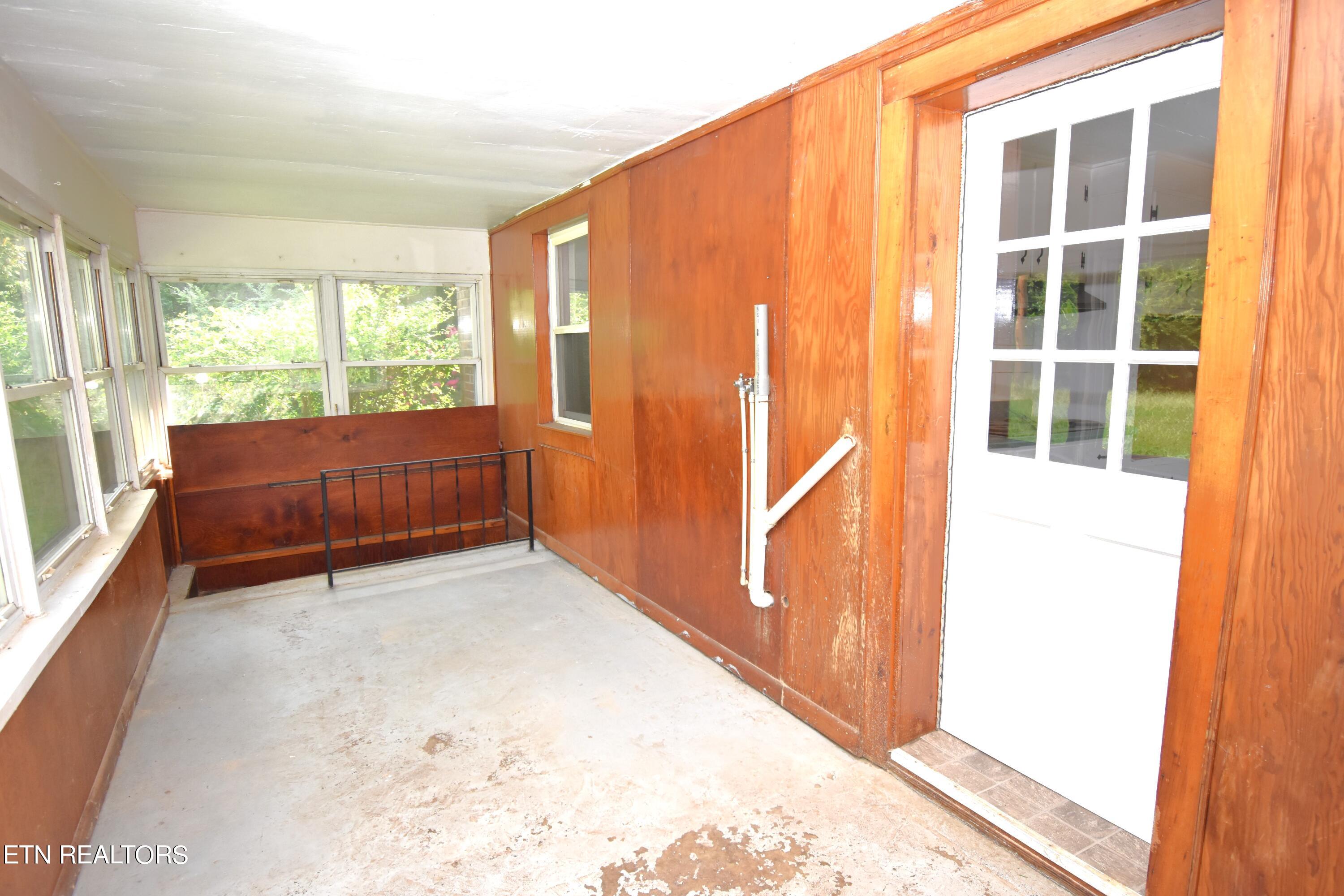 2260 Mentor Road Louisville, TN 37777 - Photo 11 of 13 DSC_0008