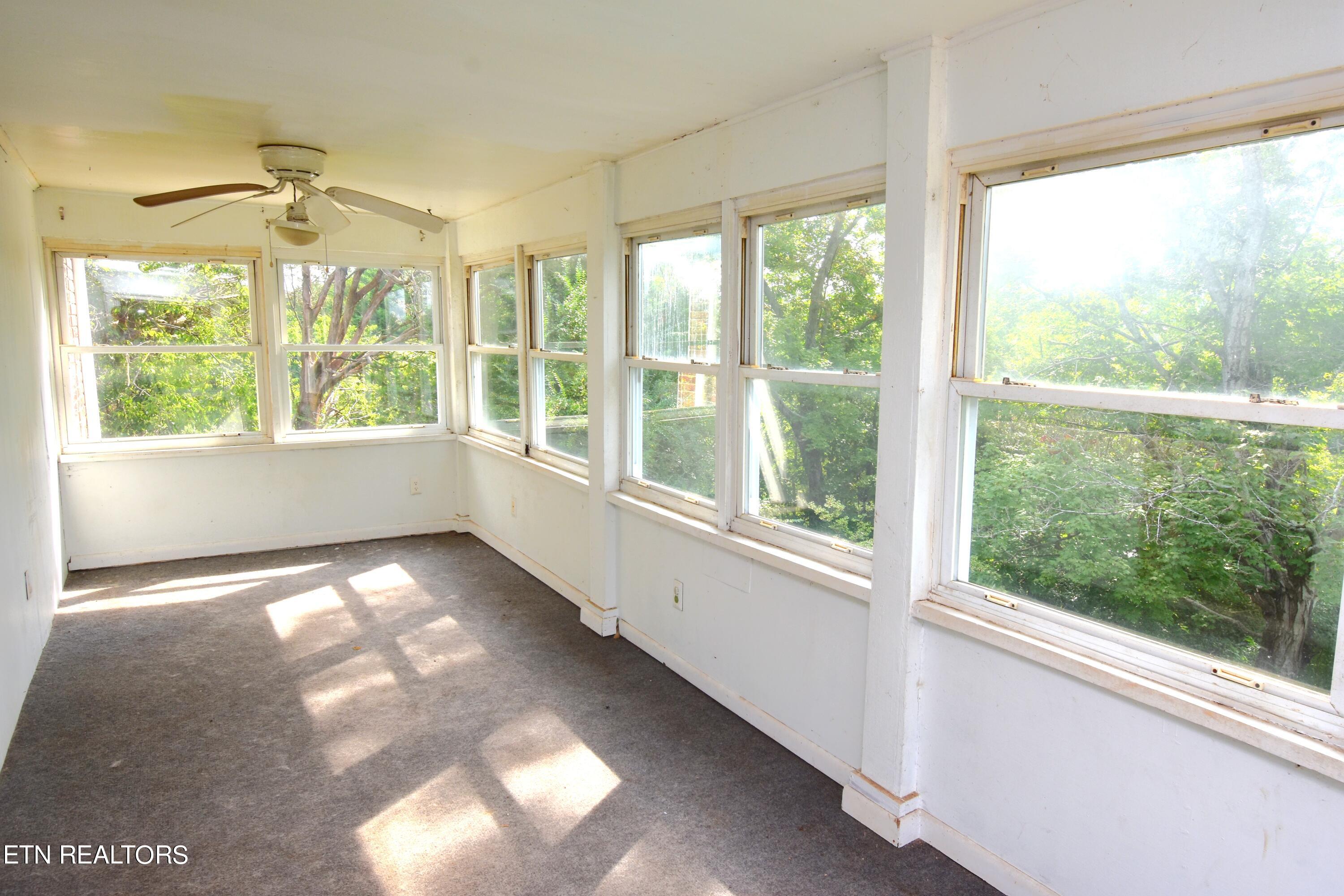2260 Mentor Road Louisville, TN 37777 - Photo 10 of 13 DSC_0024