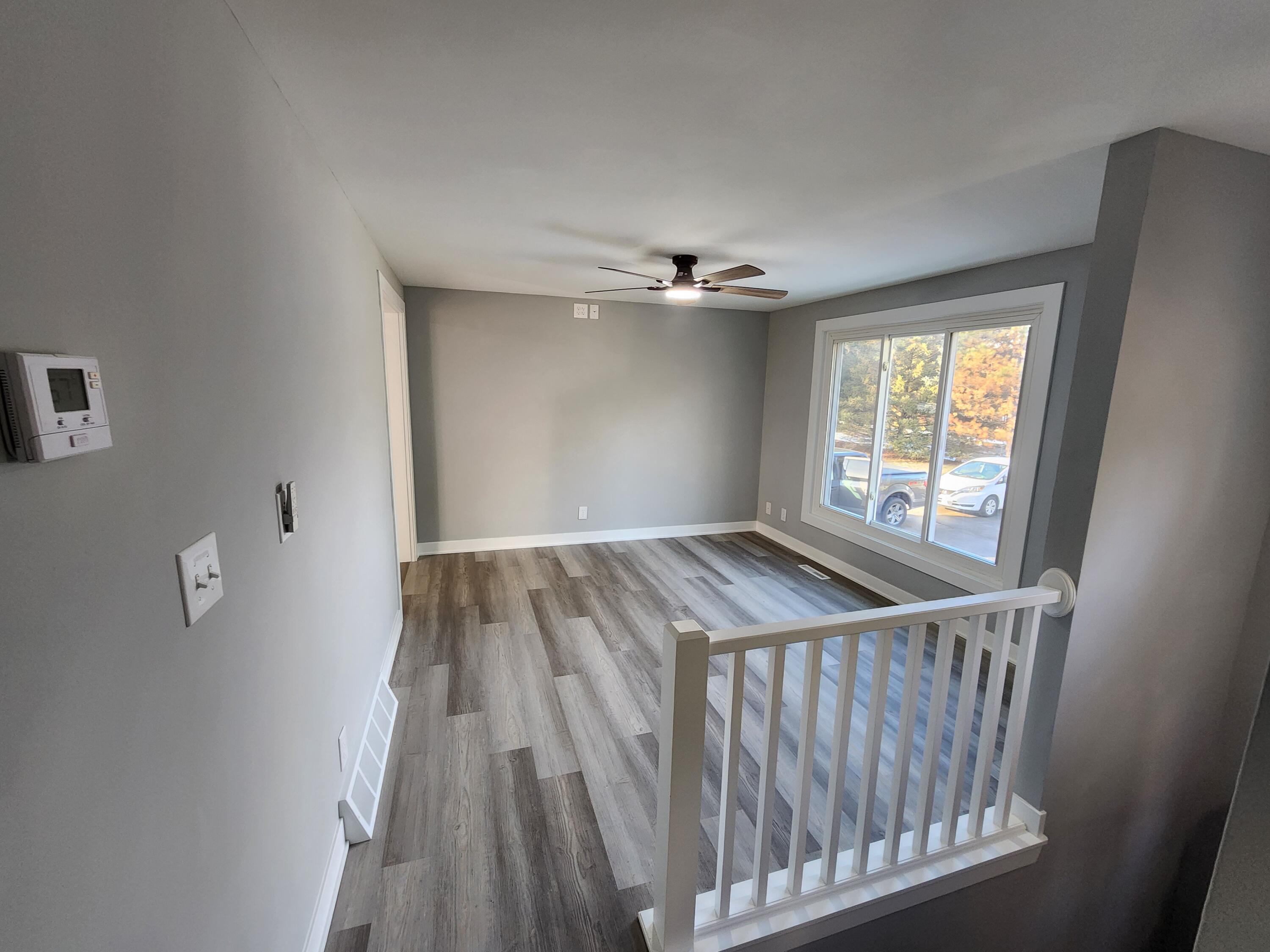 N9523 Sunset Drive Troy, WI 53120 - Photo 16 of 38 Living Room