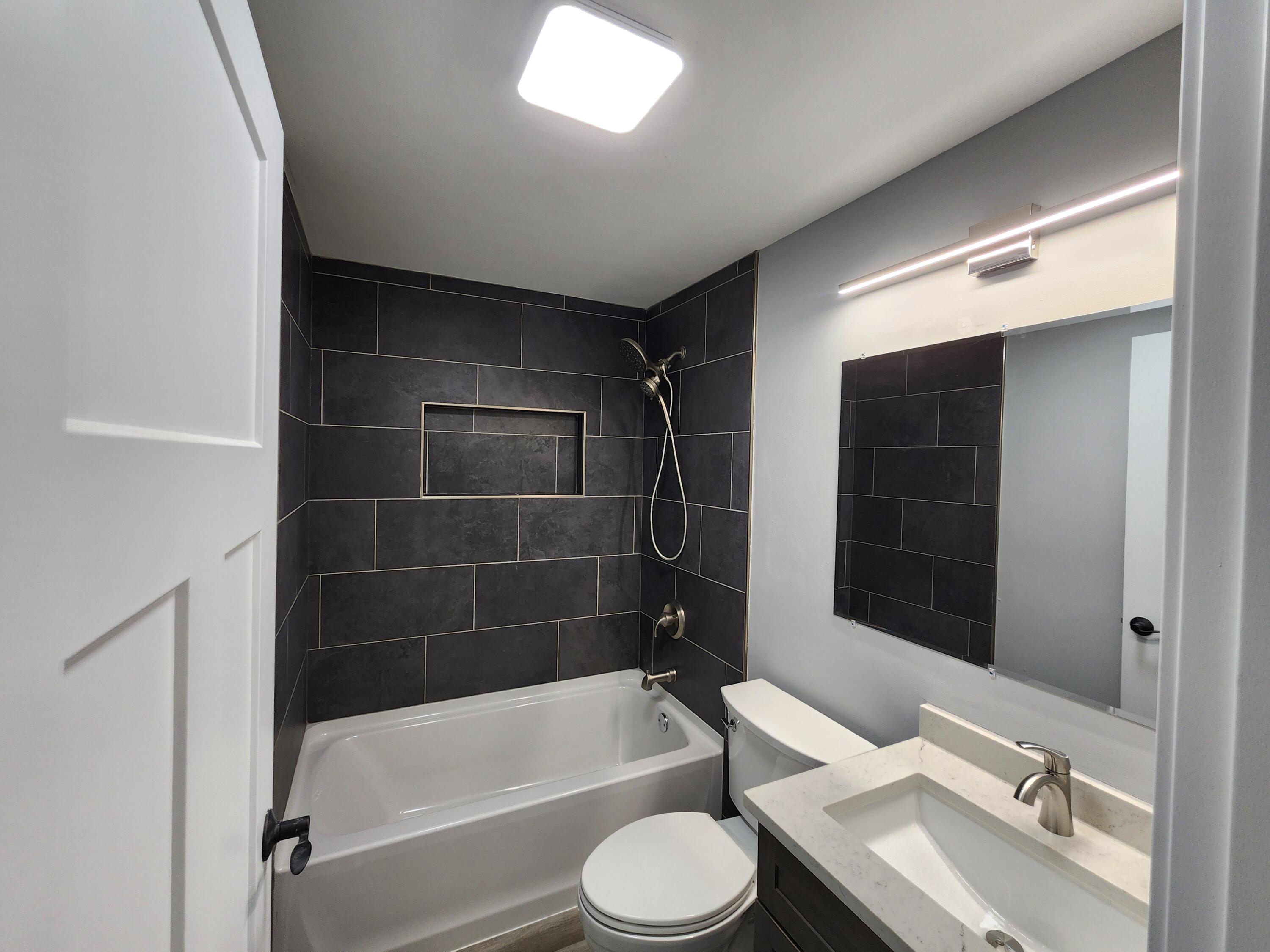 N9523 Sunset Drive Troy, WI 53120 - Photo 26 of 38 Main Floor Bath