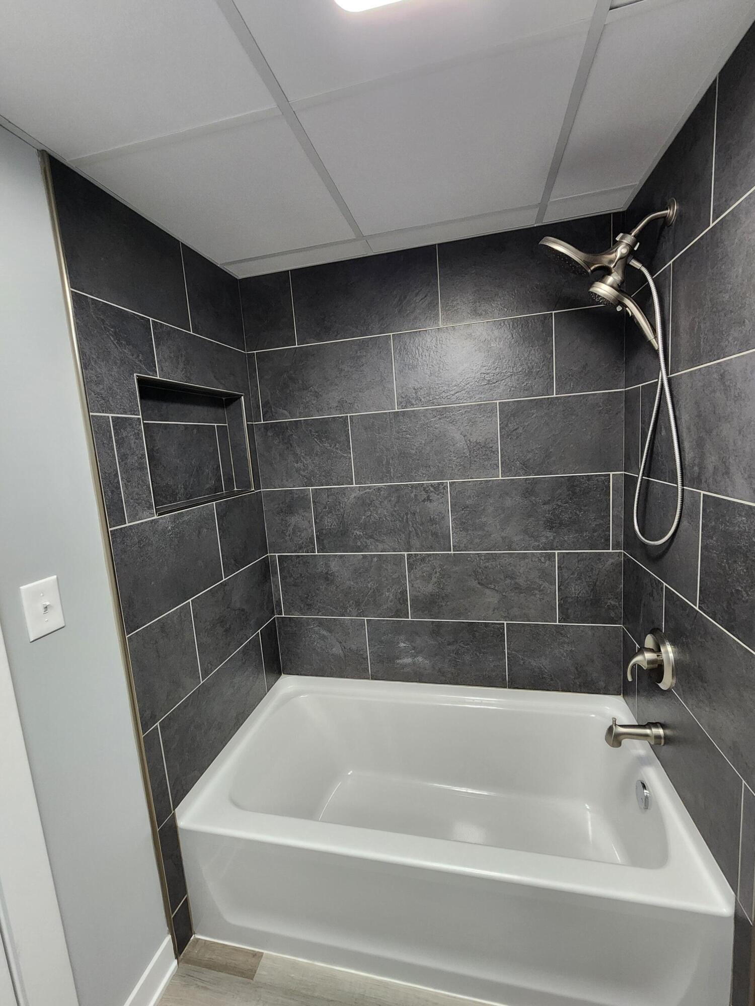 N9523 Sunset Drive Troy, WI 53120 - Photo 30 of 38 Lower Level Bath2