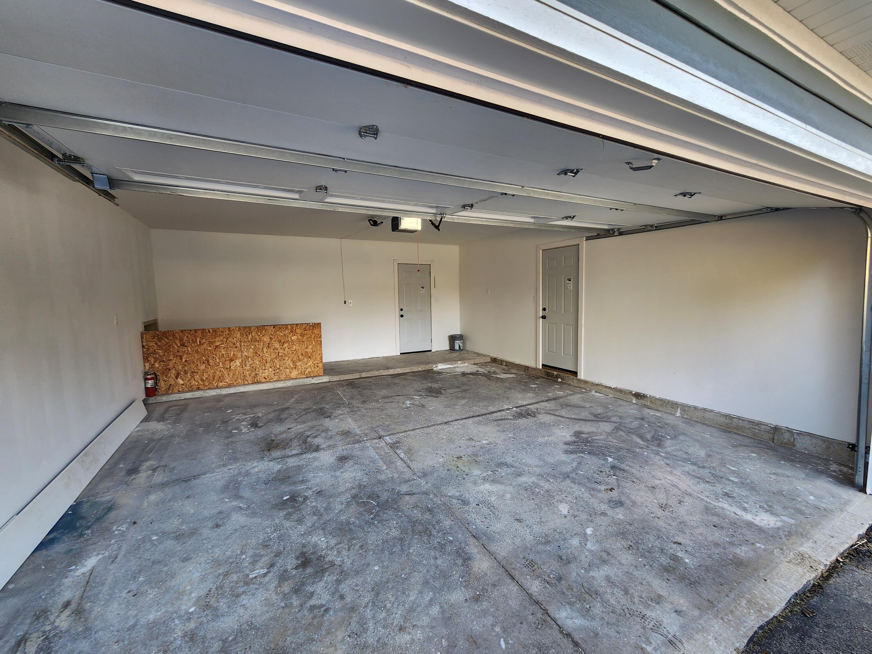 N9523 Sunset Drive Troy, WI 53120 - Photo 37 of 38 Garage