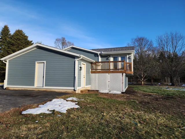 $459,900 | N9523 Sunset Drive, Troy, WI 53120