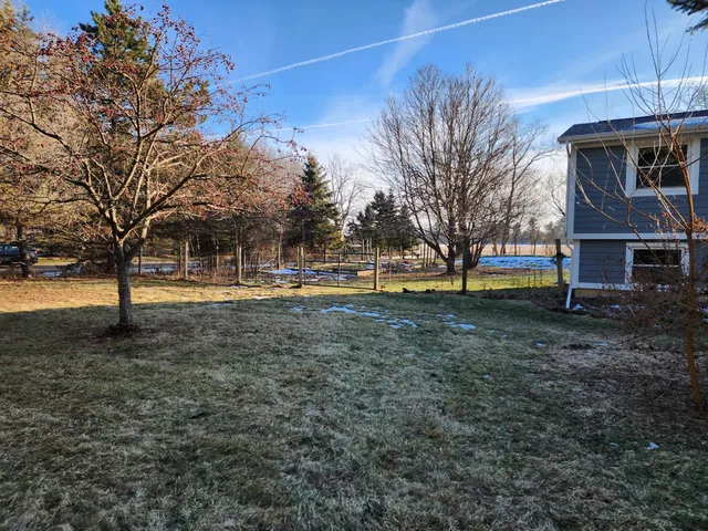 $459,900 | N9523 Sunset Drive, Troy, WI 53120