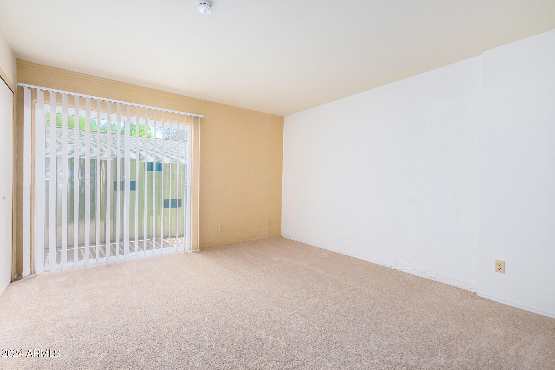 1143 East Rovey Avenue Phoenix, AZ 85014 - Photo 14 of 24 12 - Rovey