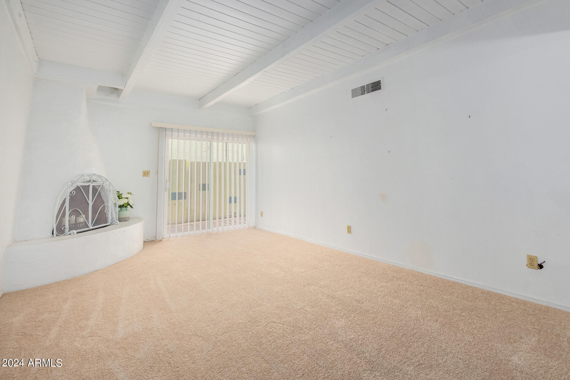 1143 East Rovey Avenue Phoenix, AZ 85014 - Photo 8 of 24 6 - Rovey