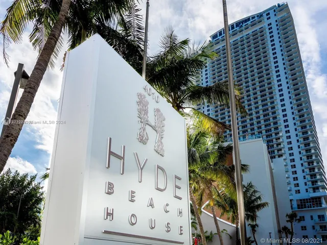 $2,500 | 4010 South Ocean Drive, Unit R401, Hollywood, FL 33019