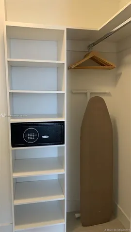 $2,500 | 4010 South Ocean Drive, Unit R401, Hollywood, FL 33019