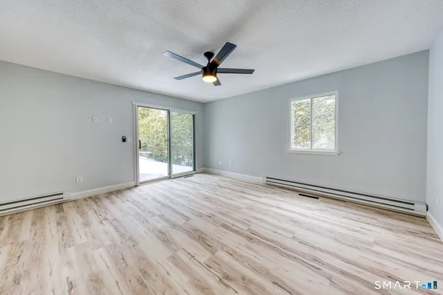 $359,900 | 170 Heritage Village, Unit B, Southbury, CT 06488