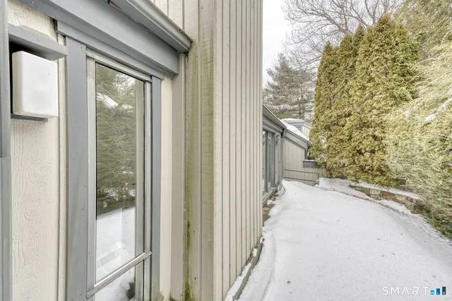 $359,900 | 170 Heritage Village, Unit B, Southbury, CT 06488