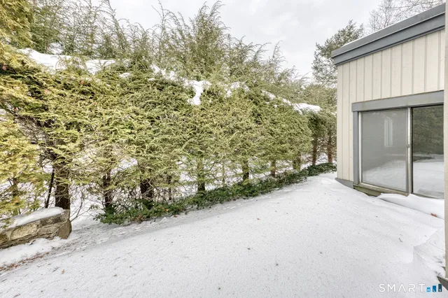 $359,900 | 170 Heritage Village, Unit B, Southbury, CT 06488