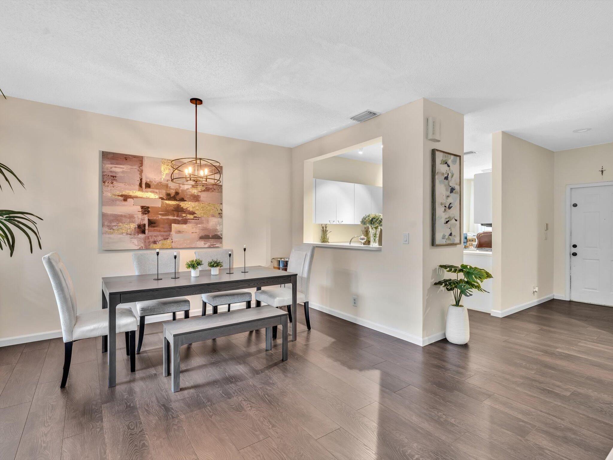 20930 Vía Azalea, Unit 5 Boca Raton, FL 33428 - Photo 12 of 37 Dining Room