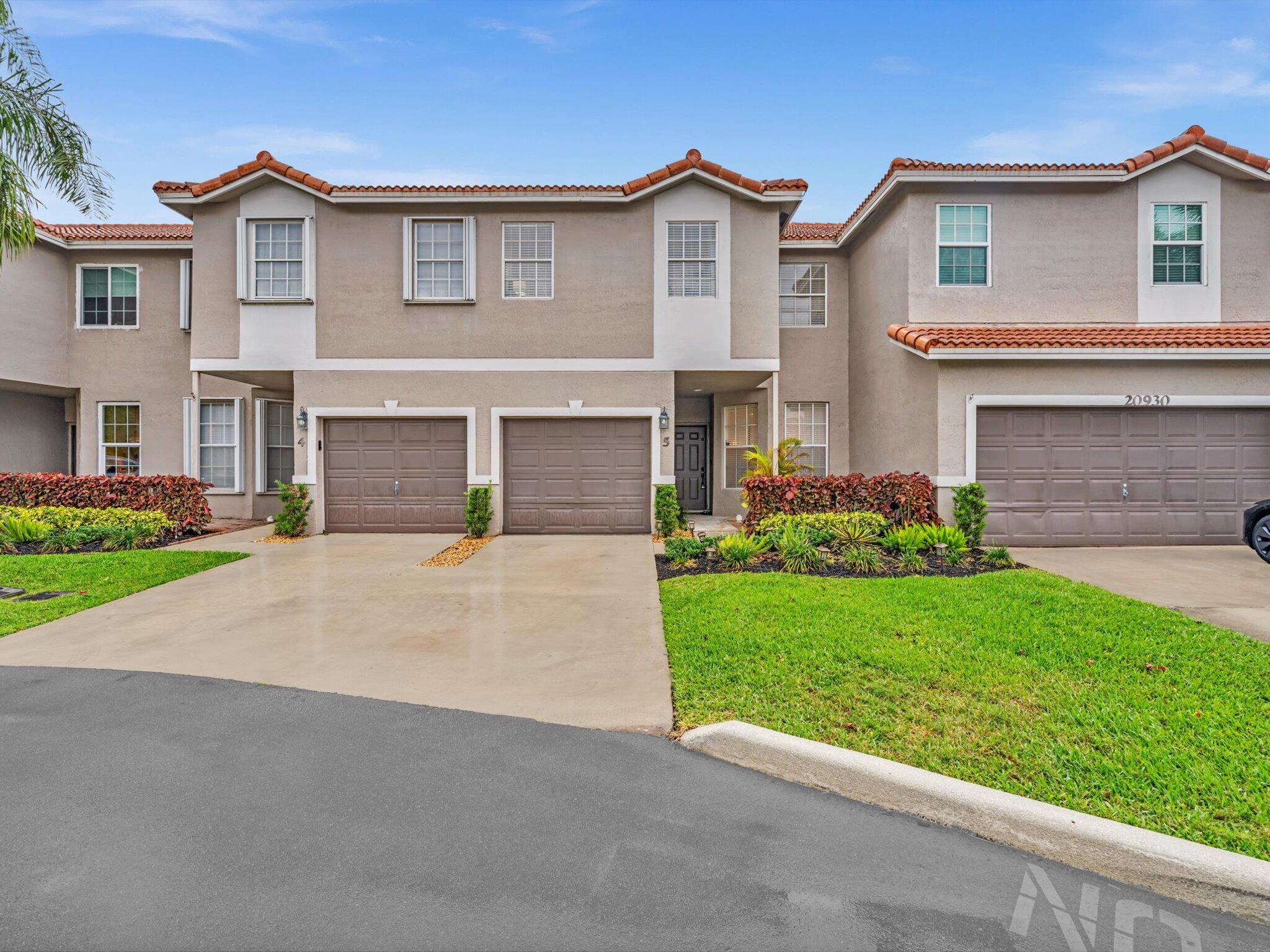 20930 Vía Azalea, Unit 5 Boca Raton, FL 33428 - Photo 2 of 37 Front of TownHouse