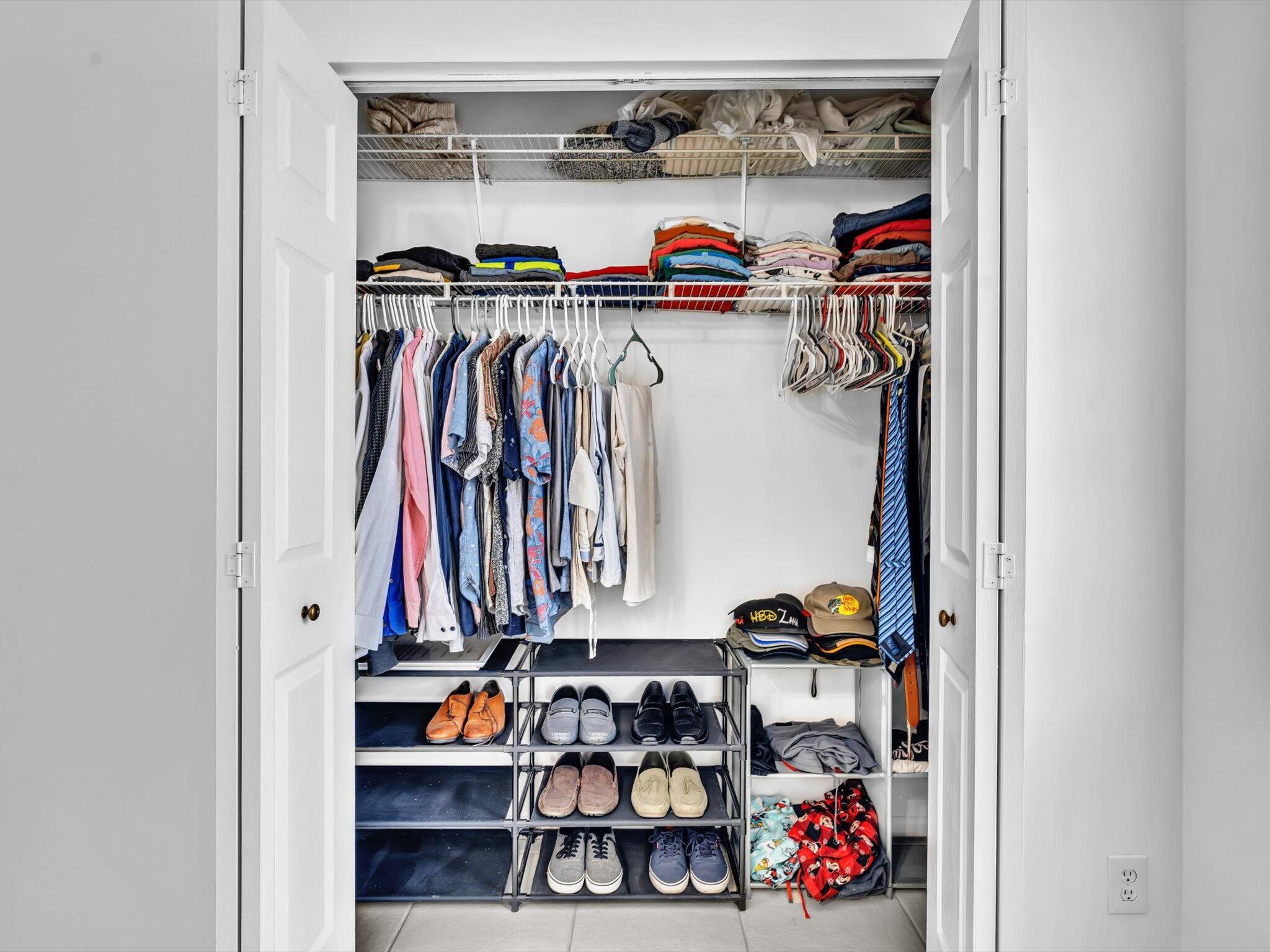 20930 Vía Azalea, Unit 5 Boca Raton, FL 33428 - Photo 21 of 37 Primary Closet