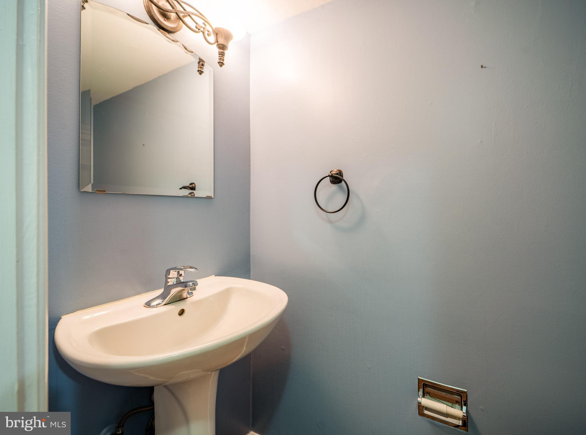 2455 Pyrenees Court Reston, VA 20191 - Photo 13 of 34