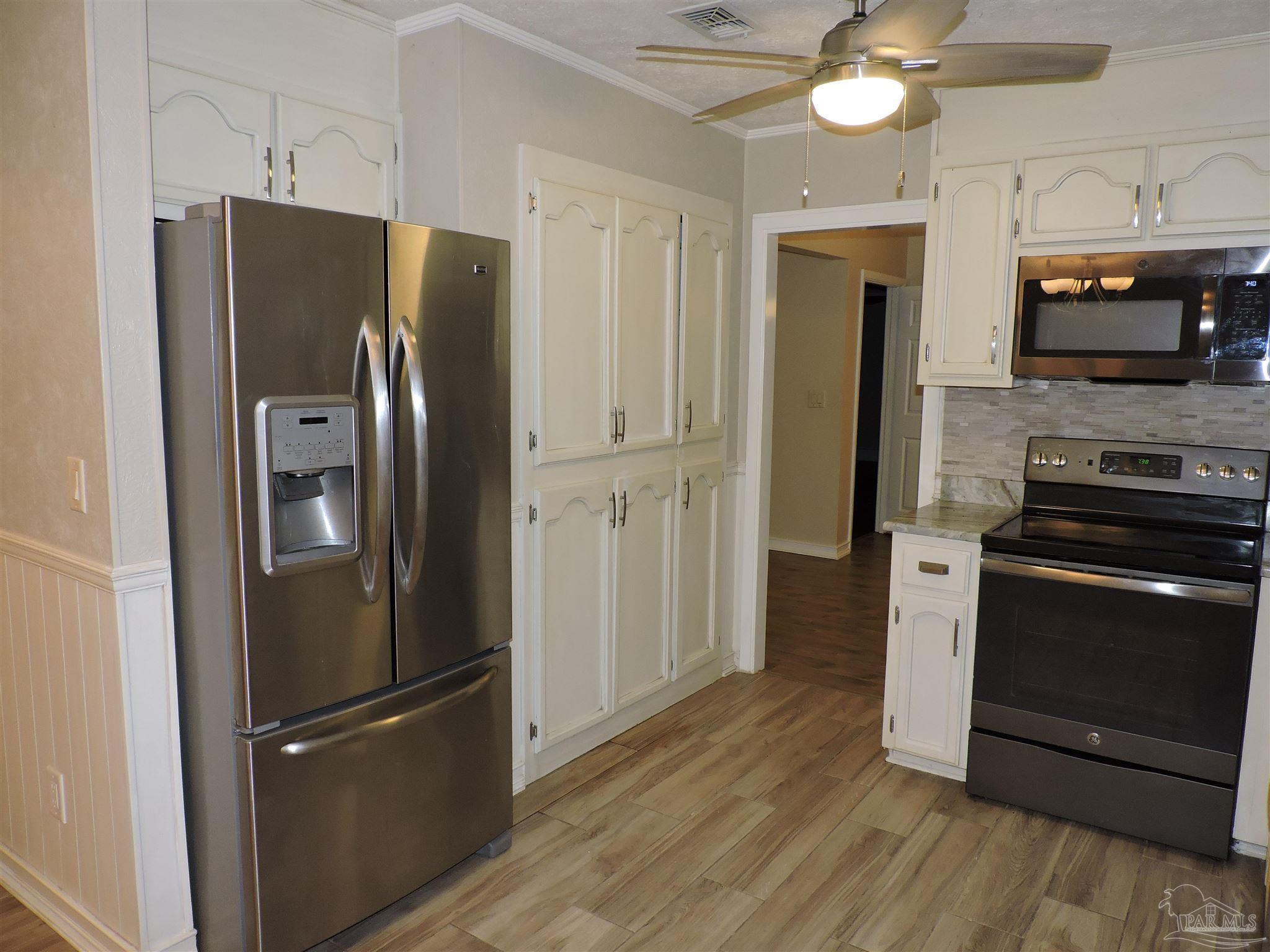 5485 Willard Norris Road Milton, FL 32570 - Photo 11 of 37