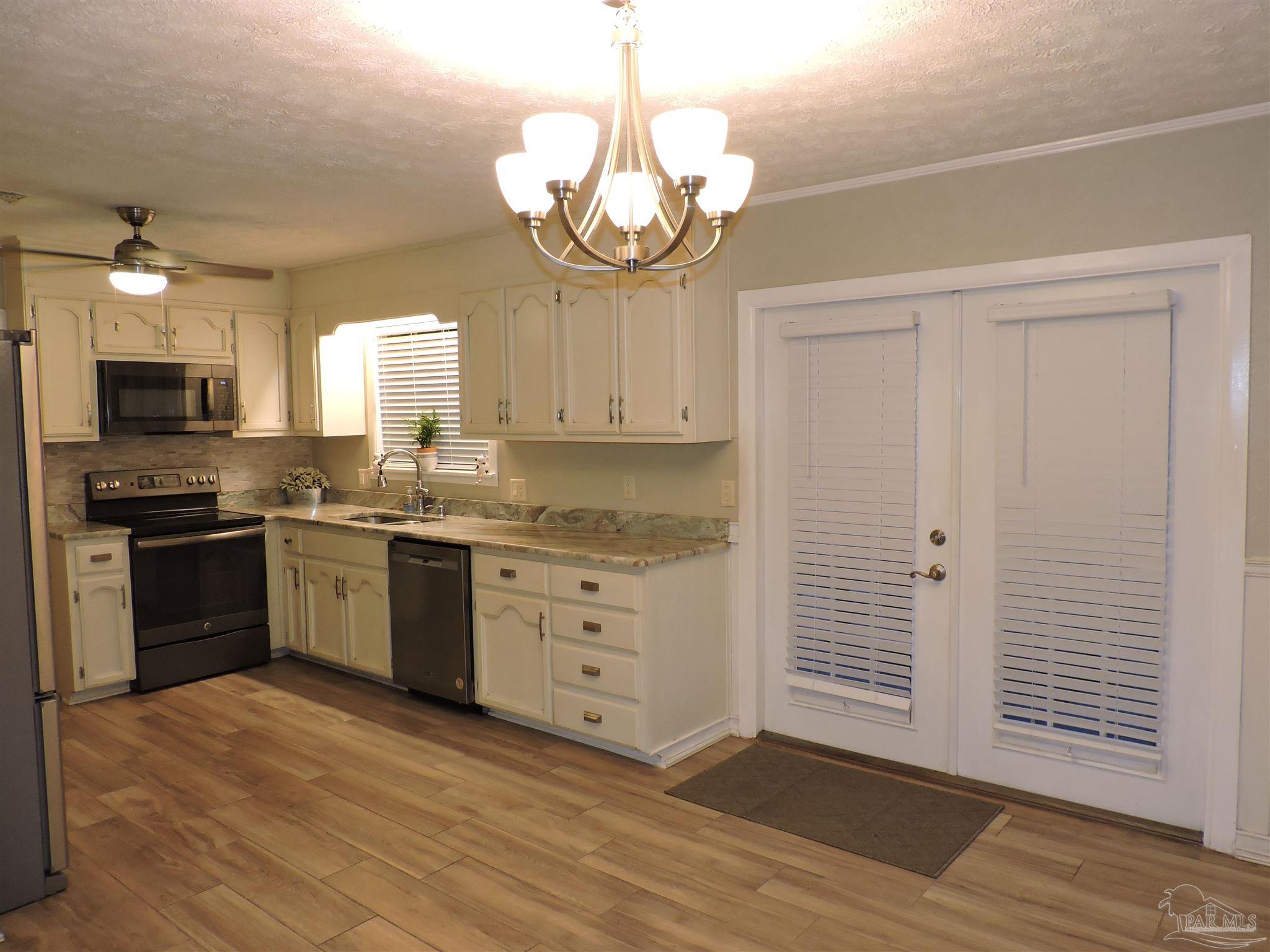 5485 Willard Norris Road Milton, FL 32570 - Photo 13 of 37