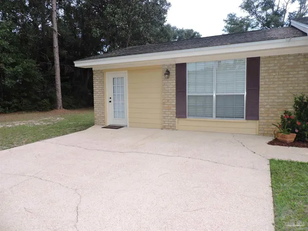 $1,850 | 5485 Willard Norris Road, Milton, FL 32570