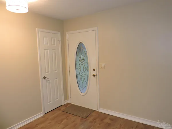 $1,850 | 5485 Willard Norris Road, Milton, FL 32570