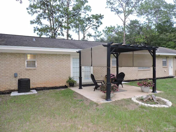 $1,850 | 5485 Willard Norris Road, Milton, FL 32570