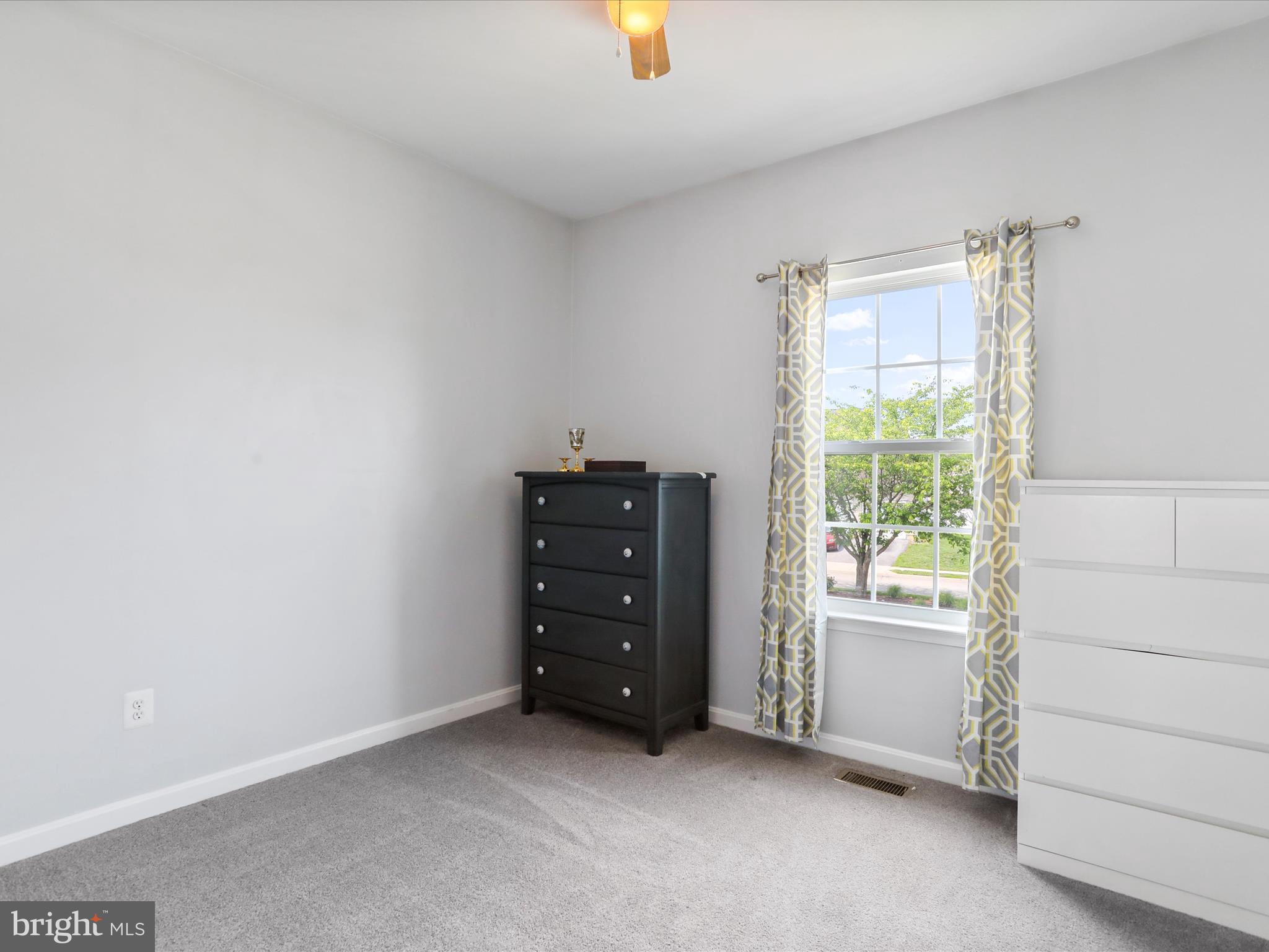136 Mountain Laurel Boulevard Ranson, WV 25438 - Photo 25 of 45 Gallery Image 25