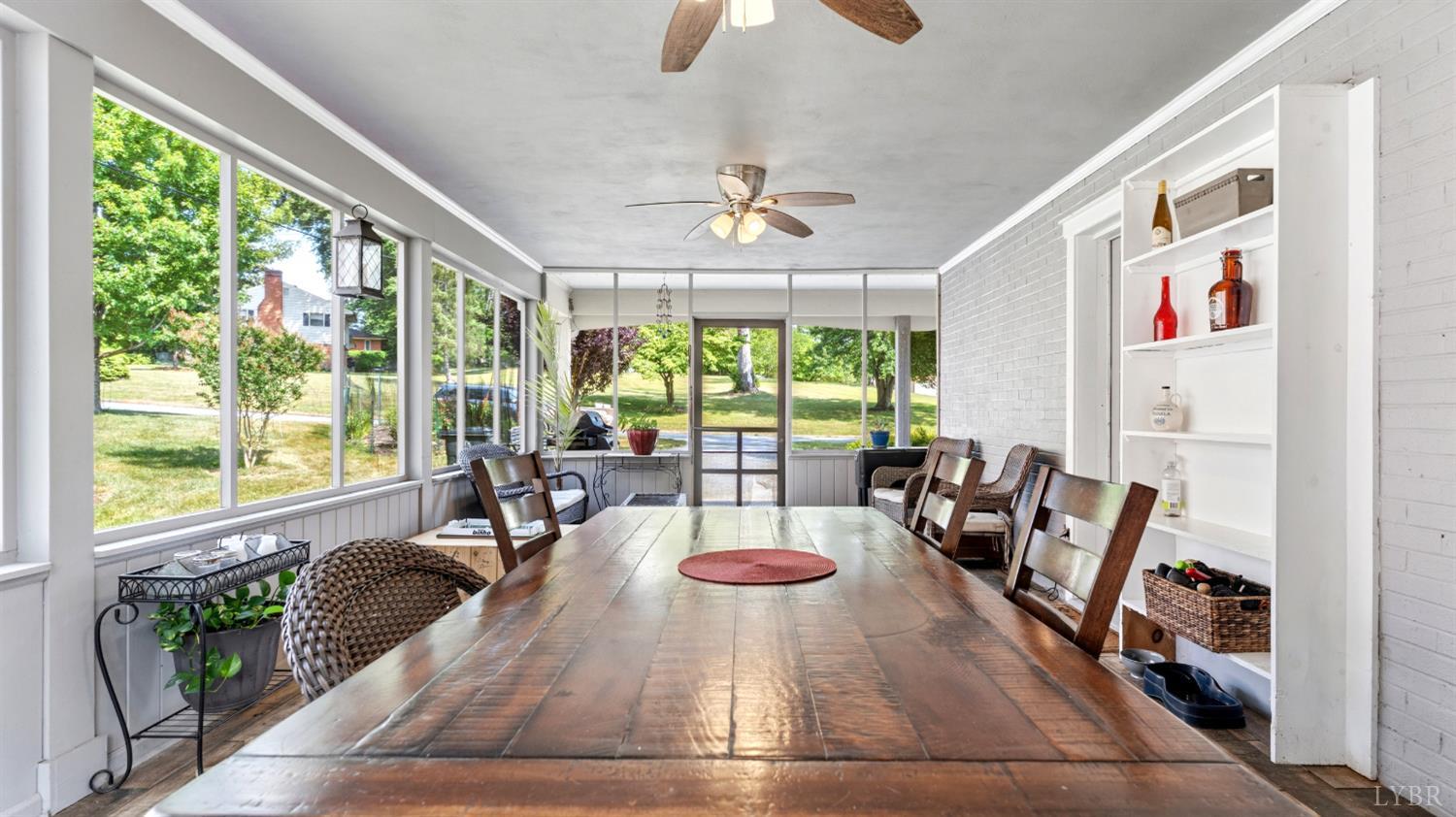 2305 Hawthorne Road Lynchburg, VA 24503 - Photo 13 of 56