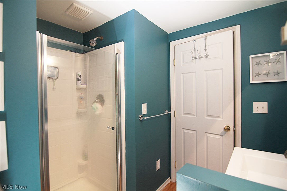 2321 Keystone Road Cleveland, OH 44134 - Photo 19 of 22