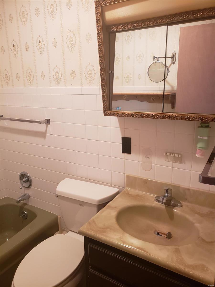 3514 Omega Street Alton, IL 62002 - Photo 17 of 25 Gallery Image 17