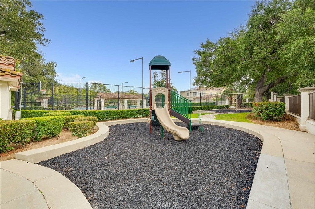 6137 Ridgemont Circle La Verne, CA 91750 - Photo 50 of 53 HOA Playground