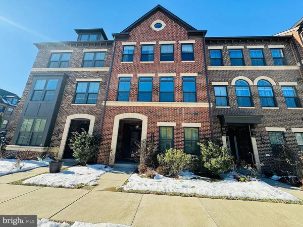 $3,850 | 22265 Cornerstone Crossing Terrace, Ashburn, VA 20148