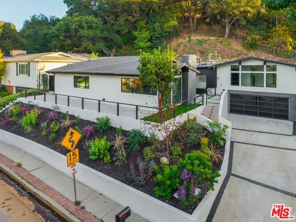 $2,499,999 | 3873 Royal Woods Drive, Sherman Oaks, CA 91403