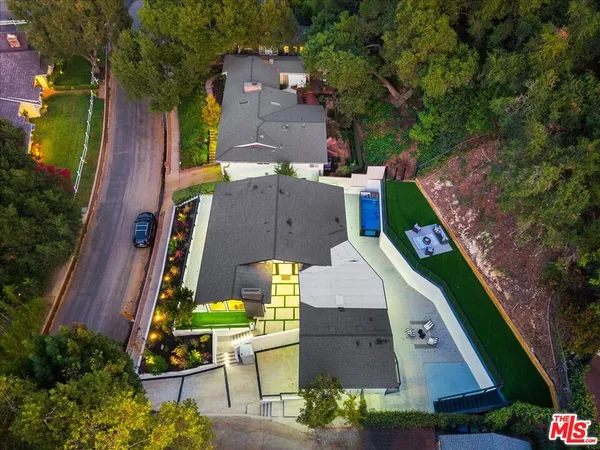 $2,499,999 | 3873 Royal Woods Drive, Sherman Oaks, CA 91403