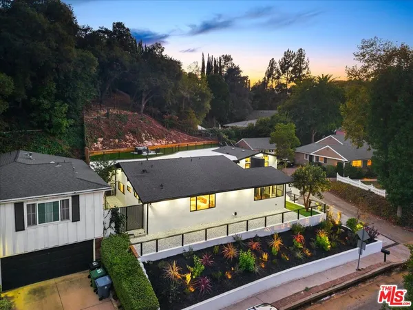 $2,499,999 | 3873 Royal Woods Drive, Sherman Oaks, CA 91403