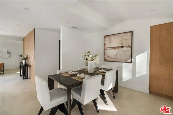 $2,499,999 | 3873 Royal Woods Drive, Sherman Oaks, CA 91403