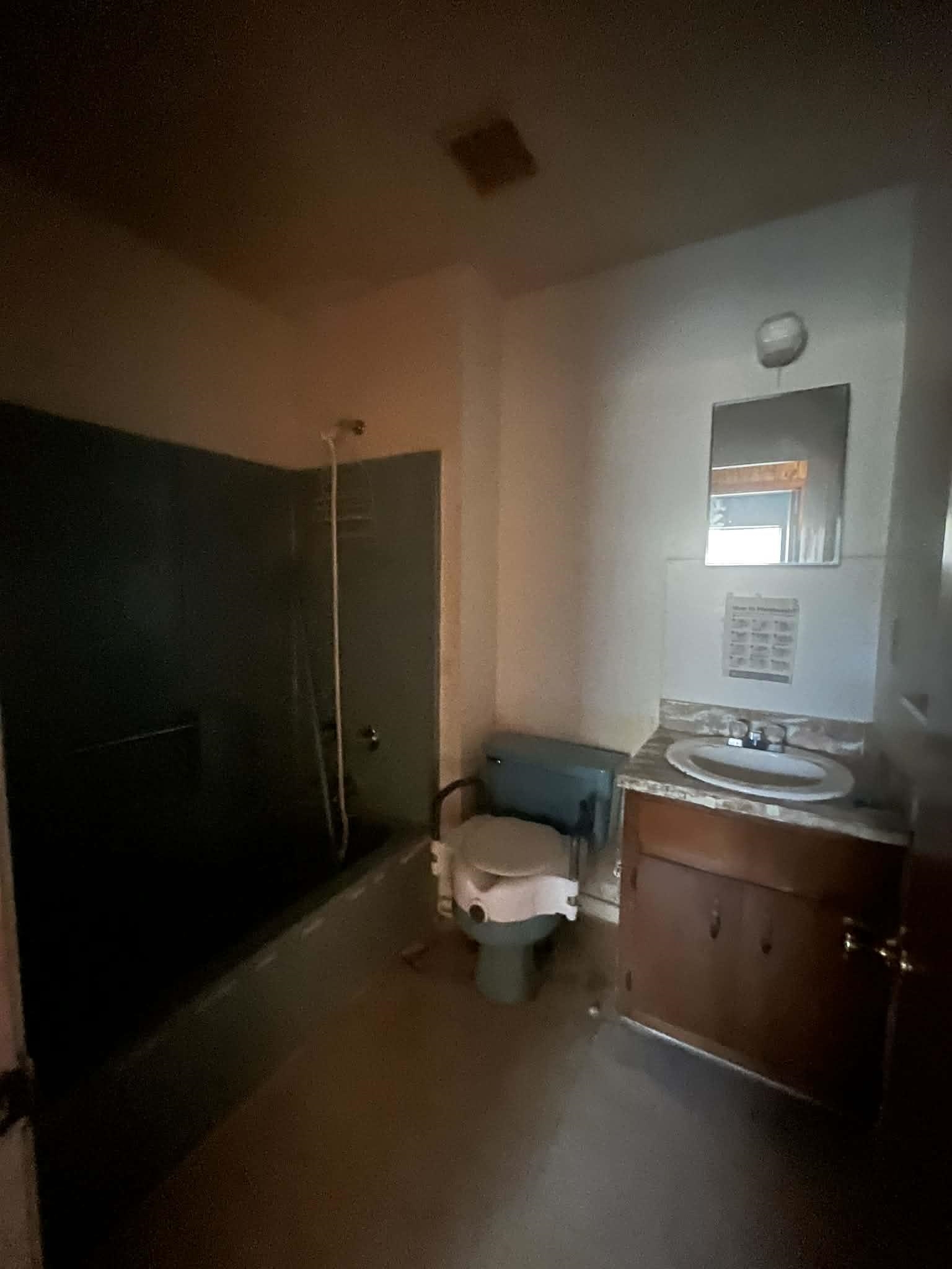 600 Hardy Avenue Bay Minette, AL 36507 - Photo 13 of 14 Bathroom