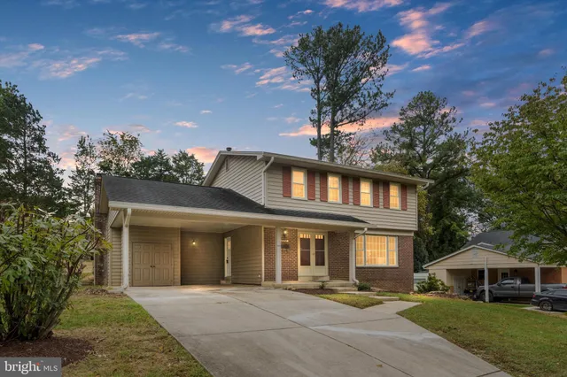 $849,000 | 686 College Parkway, Rockville, MD 20850