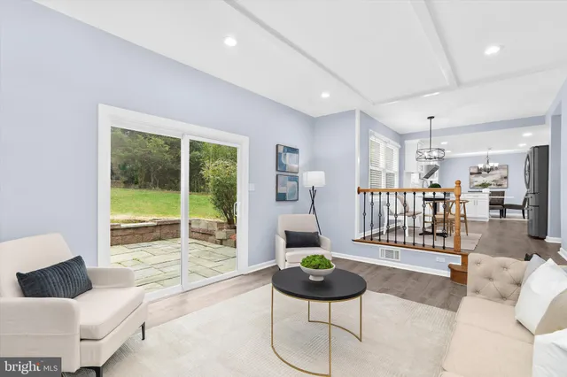 $849,000 | 686 College Parkway, Rockville, MD 20850