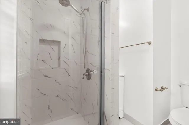 $849,000 | 686 College Parkway, Rockville, MD 20850