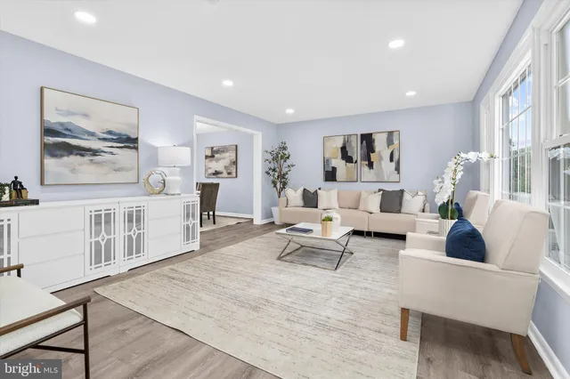 $849,000 | 686 College Parkway, Rockville, MD 20850