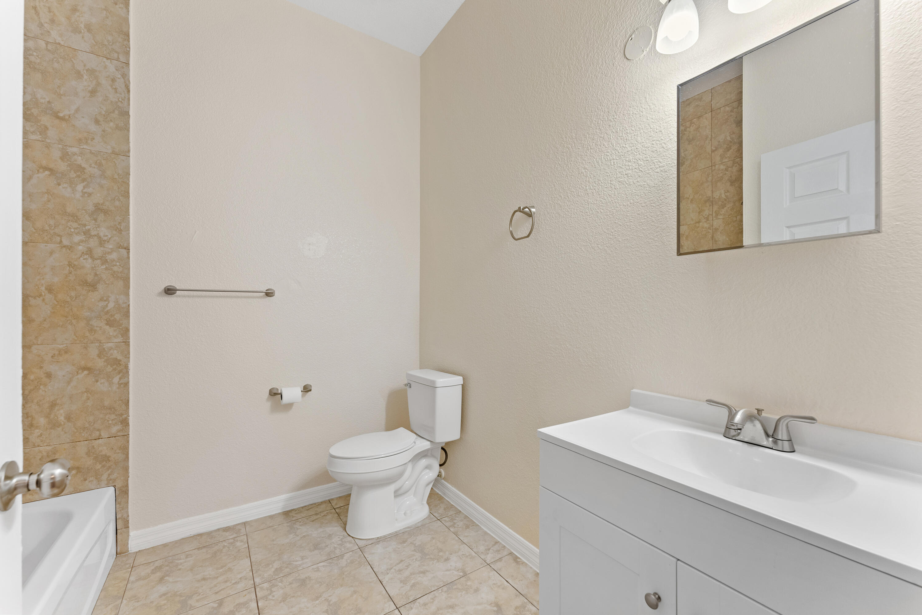3011 Avenue M Riviera Beach, FL 33404 - Photo 13 of 35 master bathroom