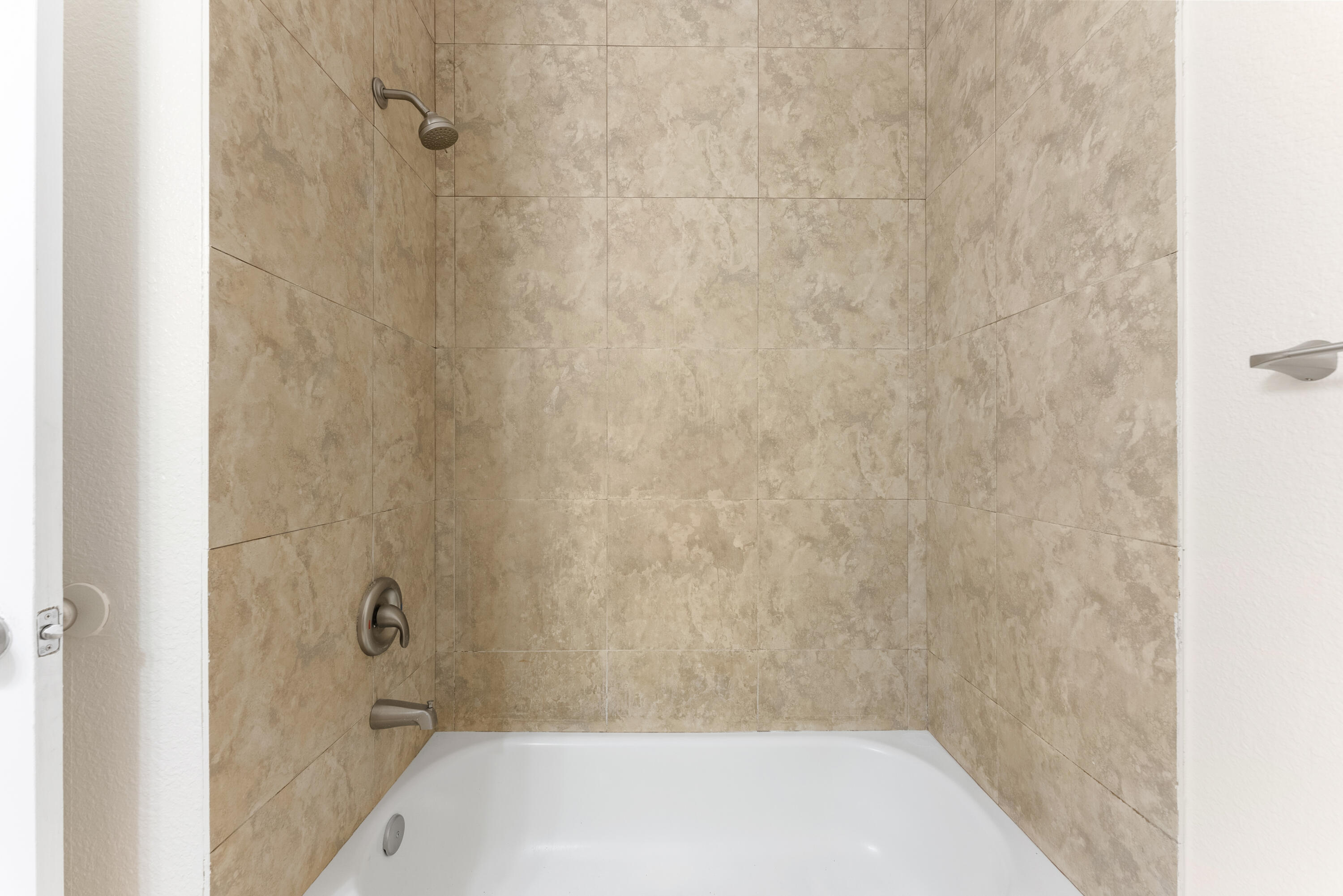 3011 Avenue M Riviera Beach, FL 33404 - Photo 14 of 35 master bath