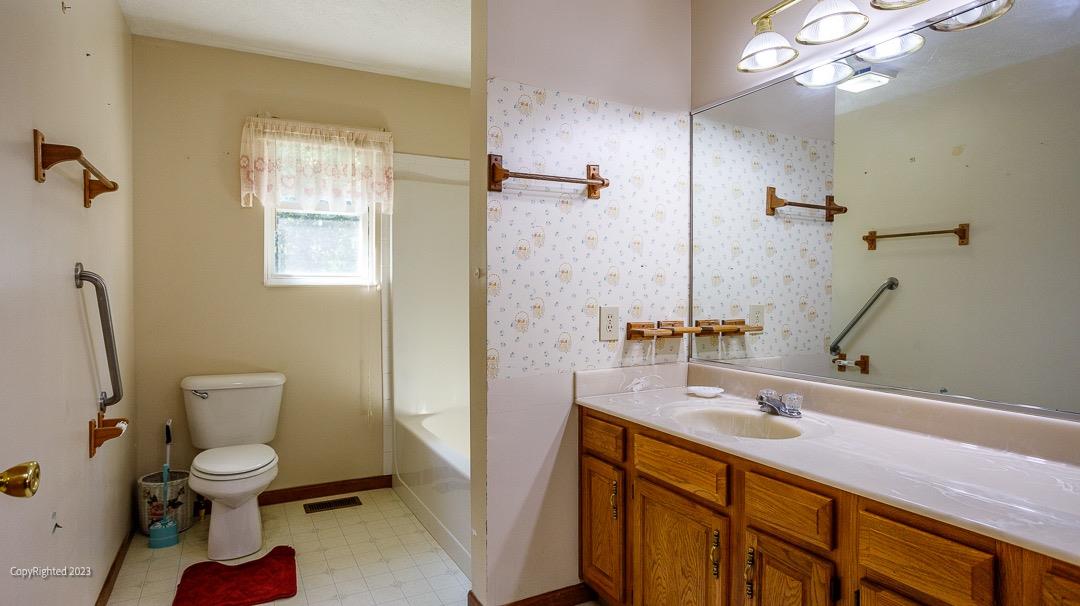 13180 Cold Springs Road Moores Hill, IN 47032 - Photo 5 of 29