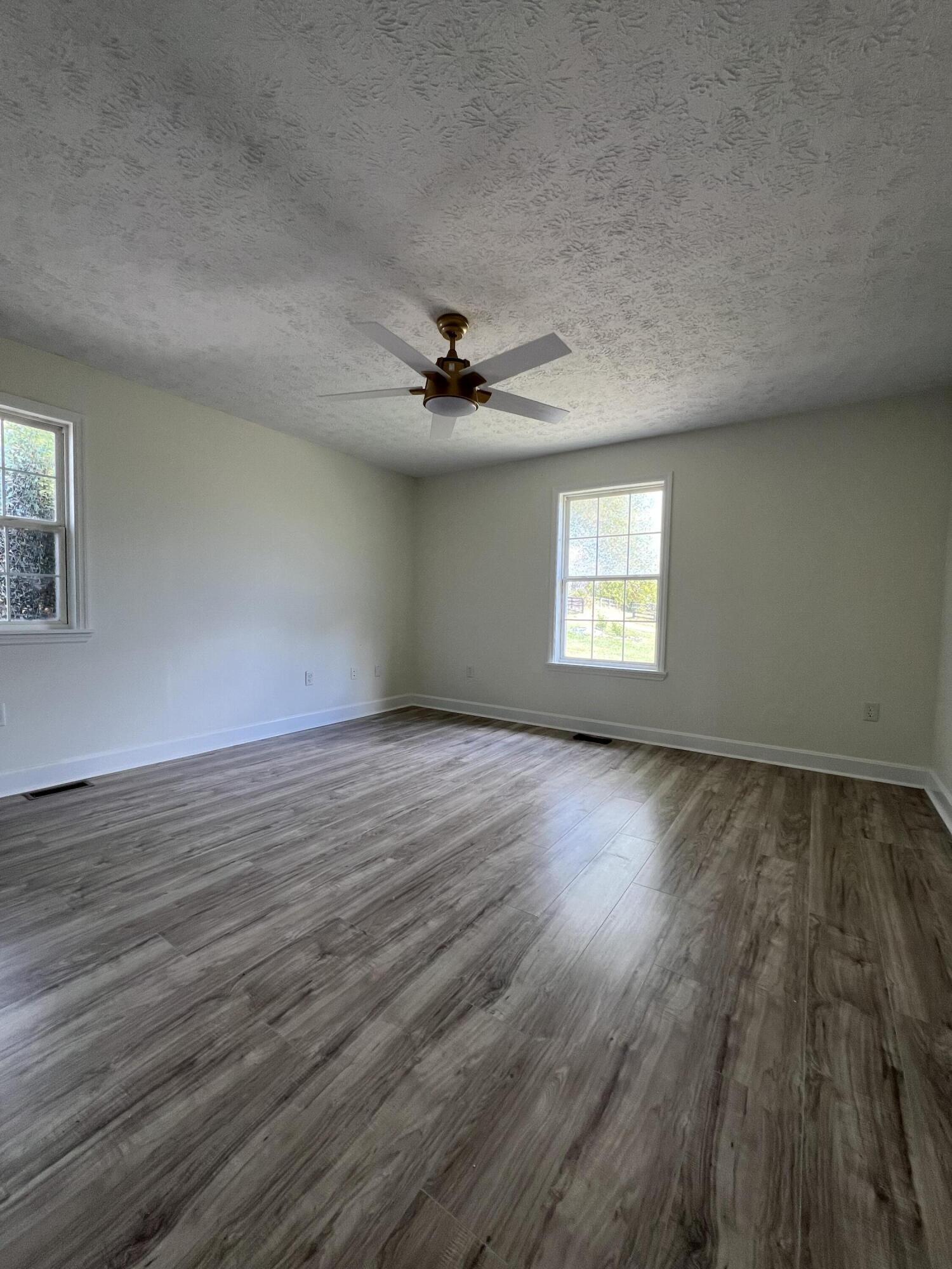 1731 Ford Hampton Road Winchester, KY 40391 - Photo 20 of 65 IMG_9336