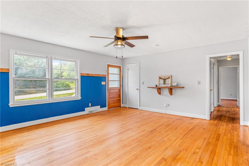 753 Wolf Island Road Reidsville, NC 27320 - Photo 6 of 42 Gallery Image 6