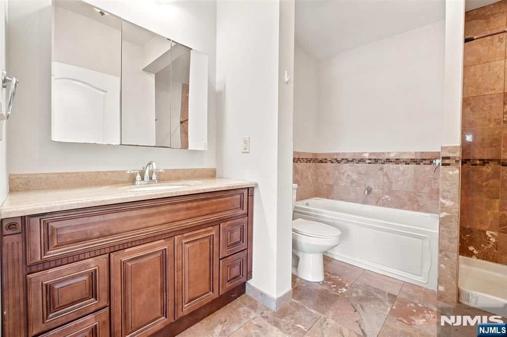 22 Sylvan Street, Unit 2A Rutherford, NJ 07070 - Photo 17 of 21 Gallery Image 17