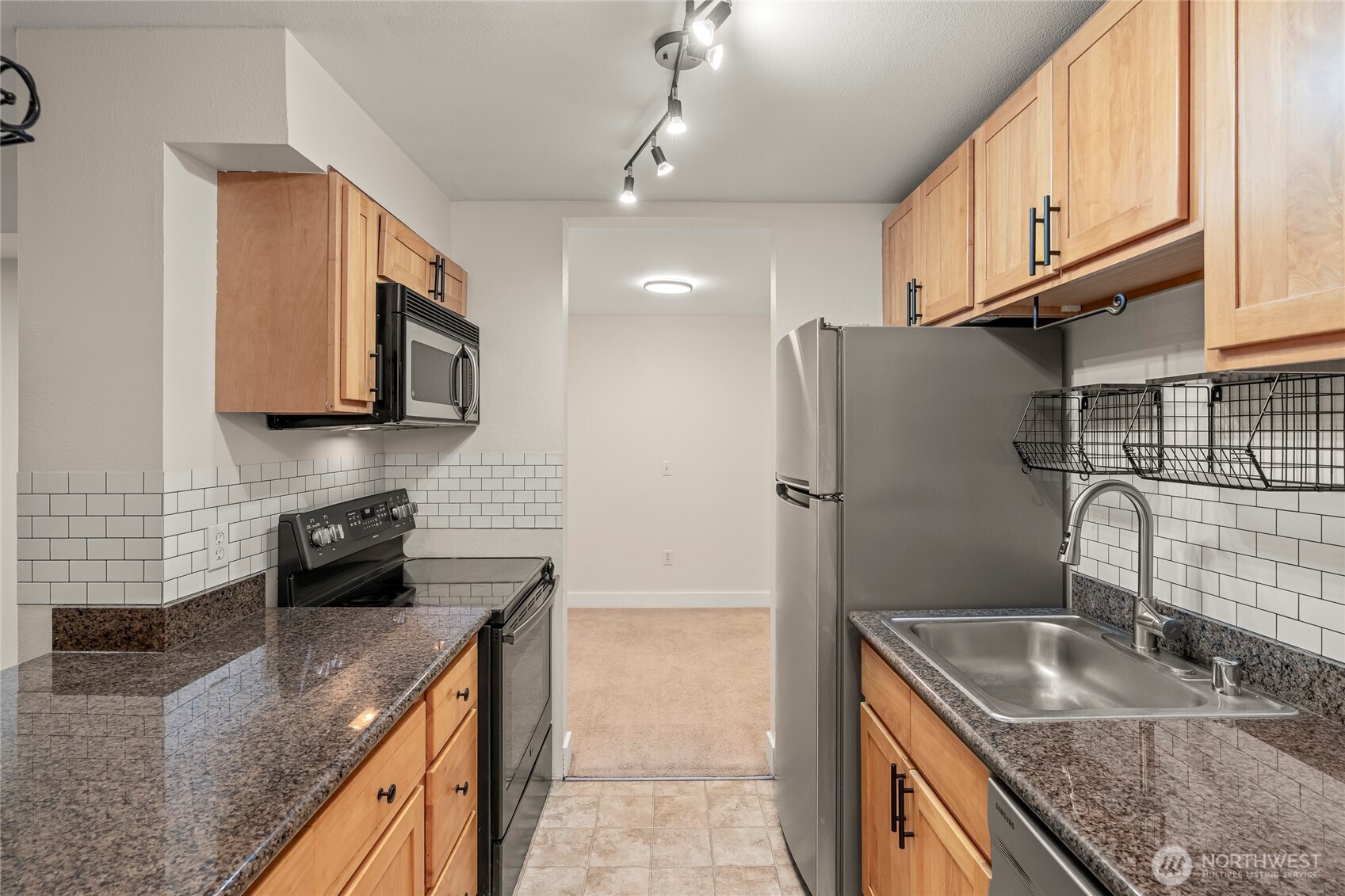 16517 Currie Road Southeast, Unit B302 Monroe, WA 98272 - Photo 4 of 22