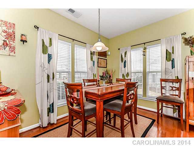 4870 Prosperity Ridge Road, Unit 4870 Charlotte, NC 28269 - Photo 4 of 13 Gallery Image 4